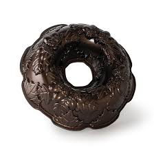 Nordic Ware Autumn Wreath Bundt Pan